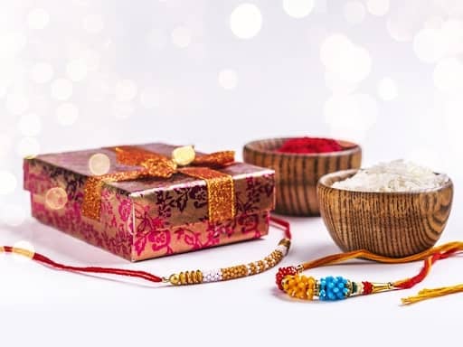 Personalised Rakhi Gifts: Make Raksha Bandhan Unforgettable