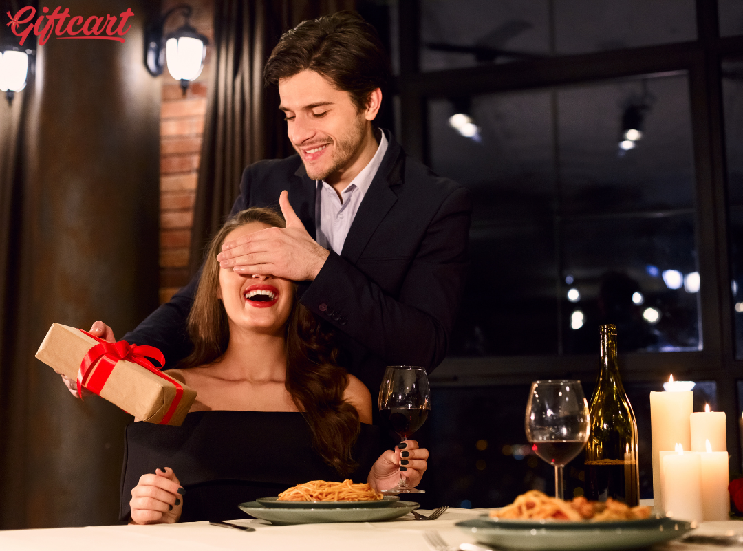 Top 8 Gifts For Girlfriend To Make Her Gleam With Happiness