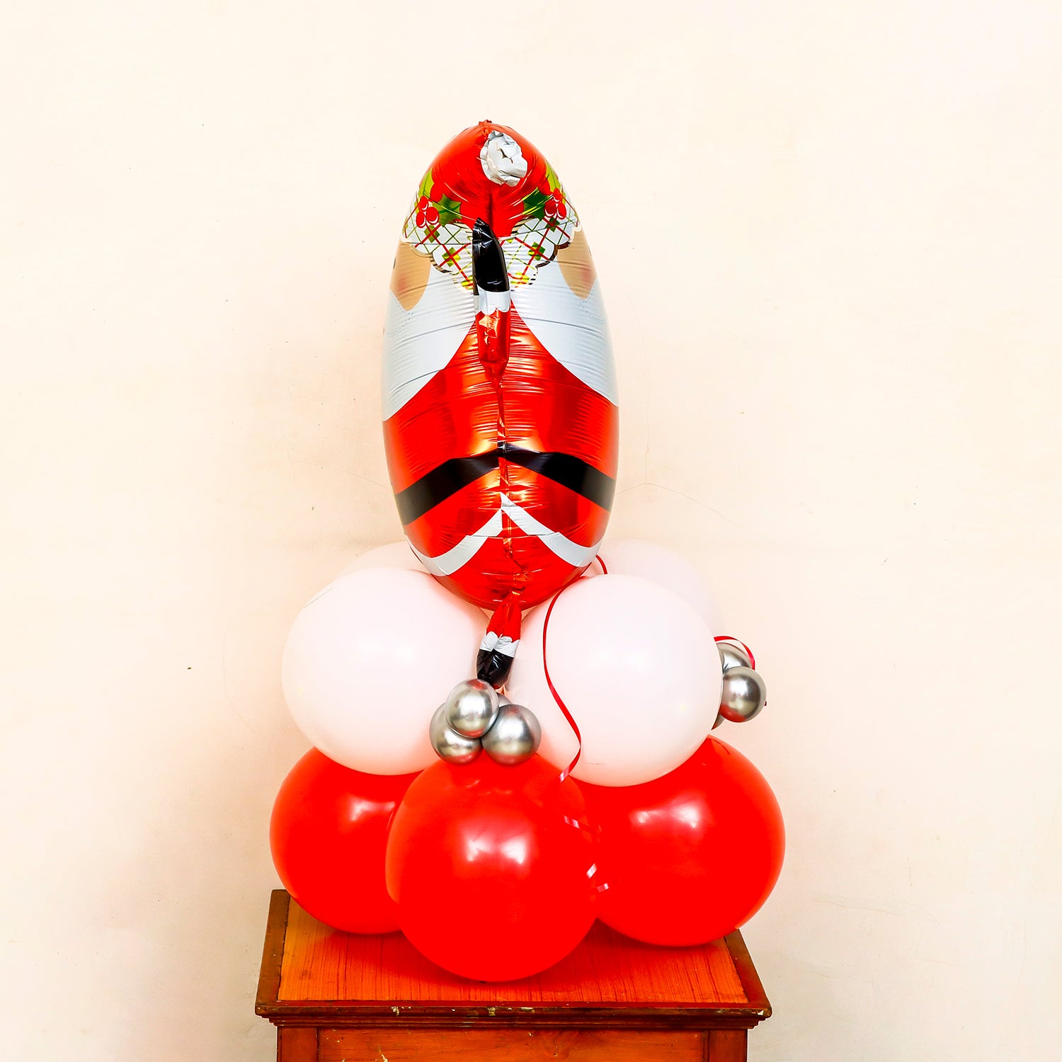 Santa Clause Balloon Decor-3