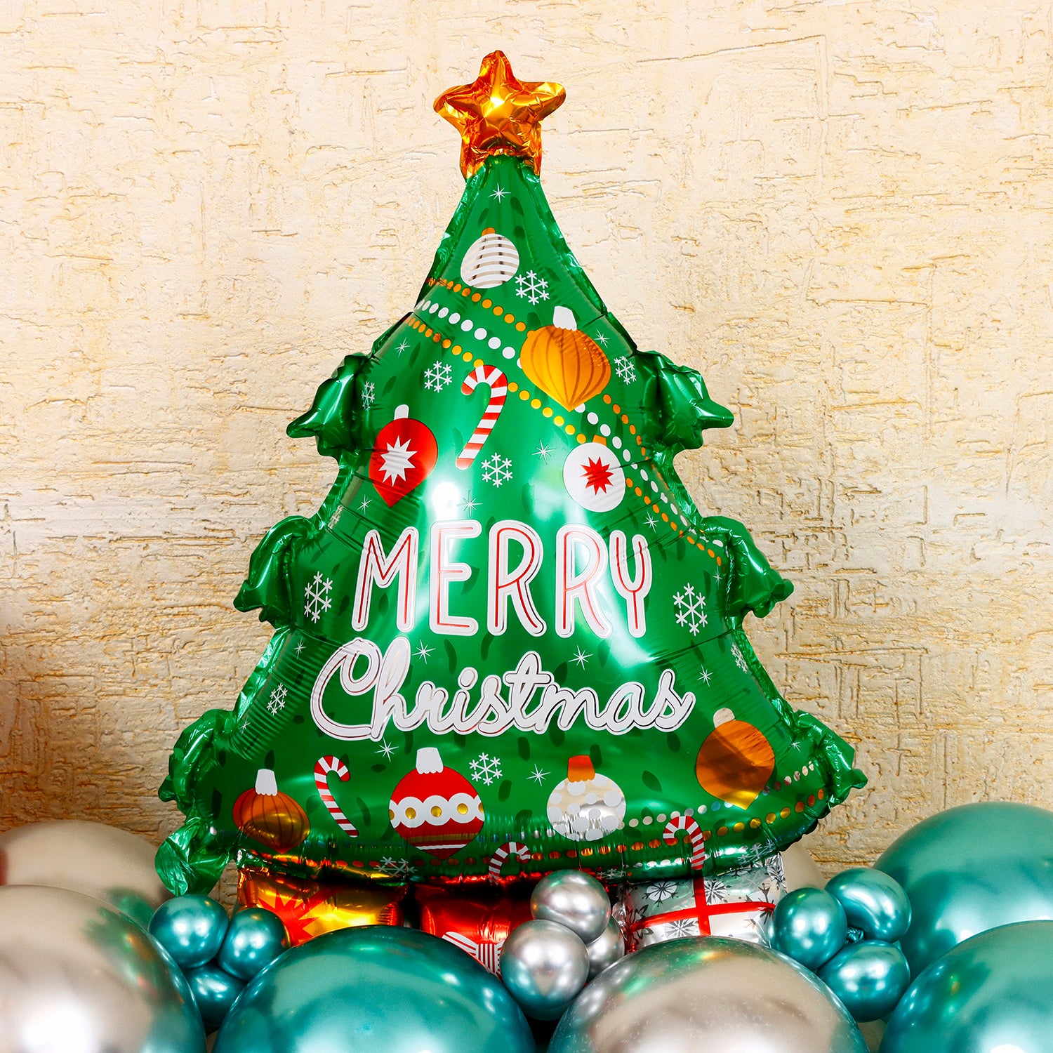 Christmas Tree Balloon Decor-6