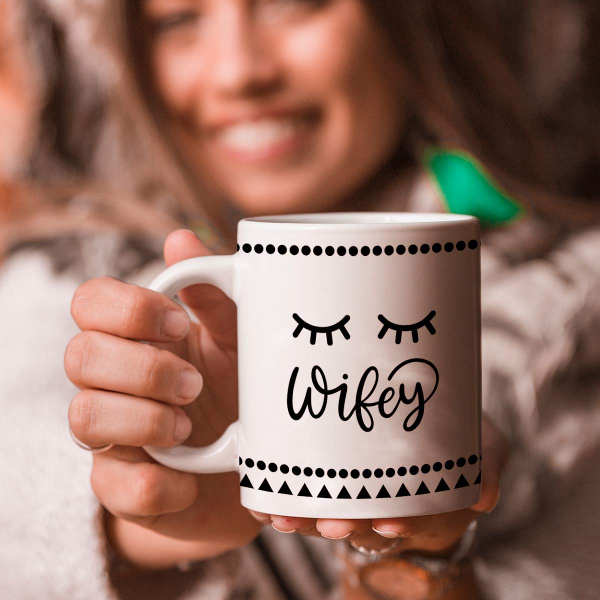 Personalized Hubs & Wifey Couple Coffee Mug Set of 2 for Valentine's Day-3