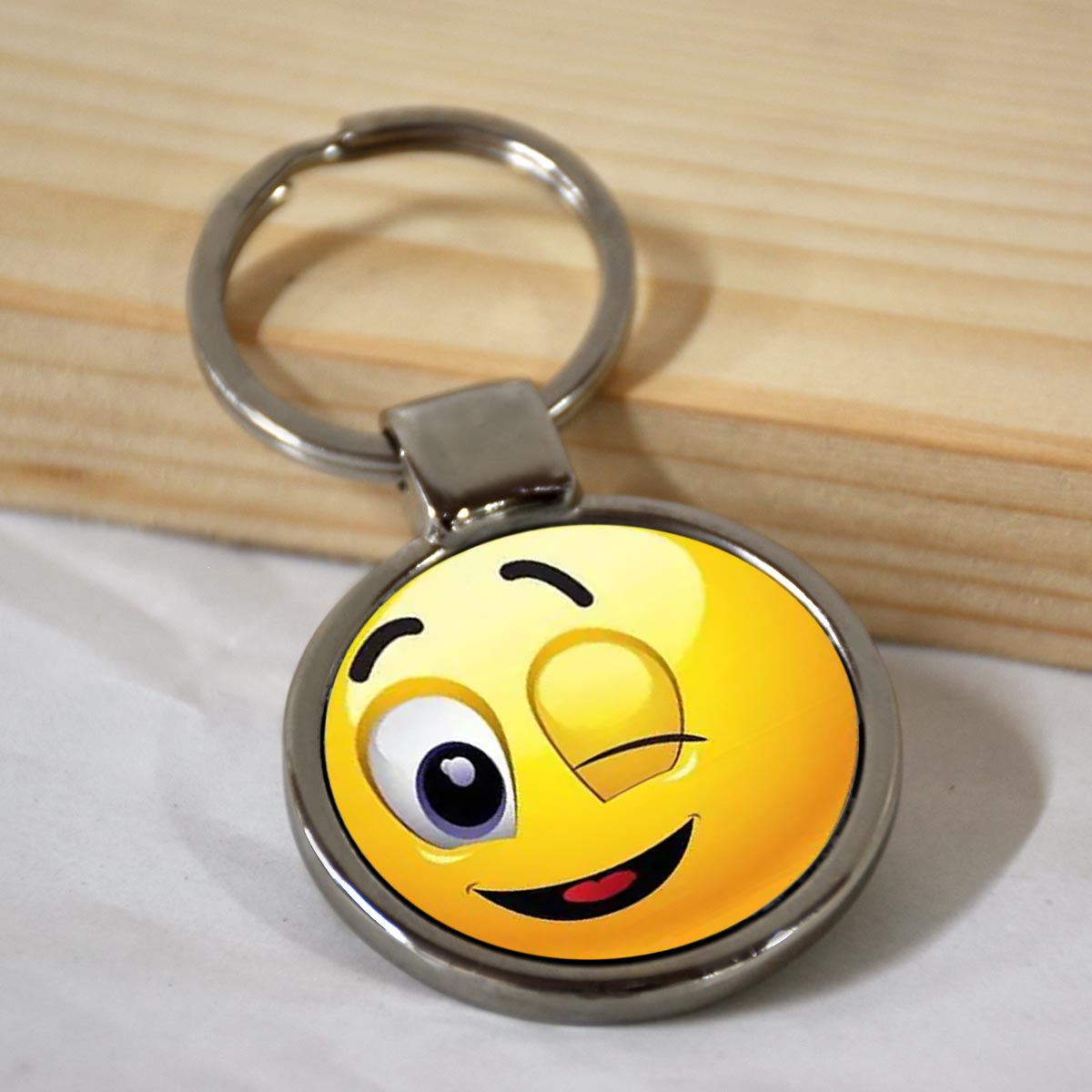 Emoji Smiley Metal Keychains-3