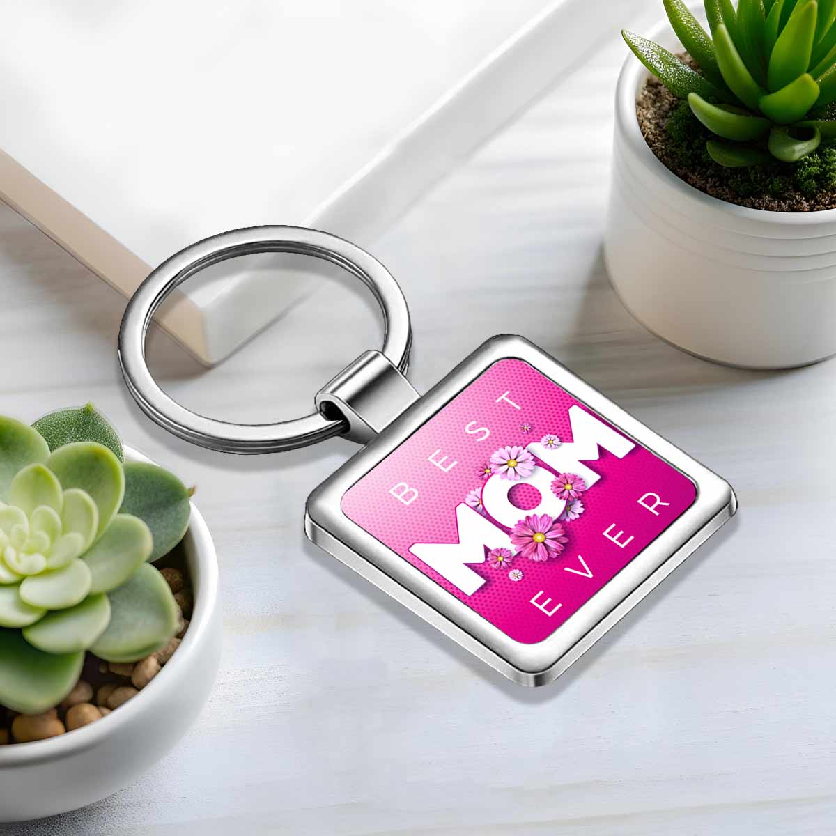 Best Mom Square Metal Keychain Gift For Mom 1