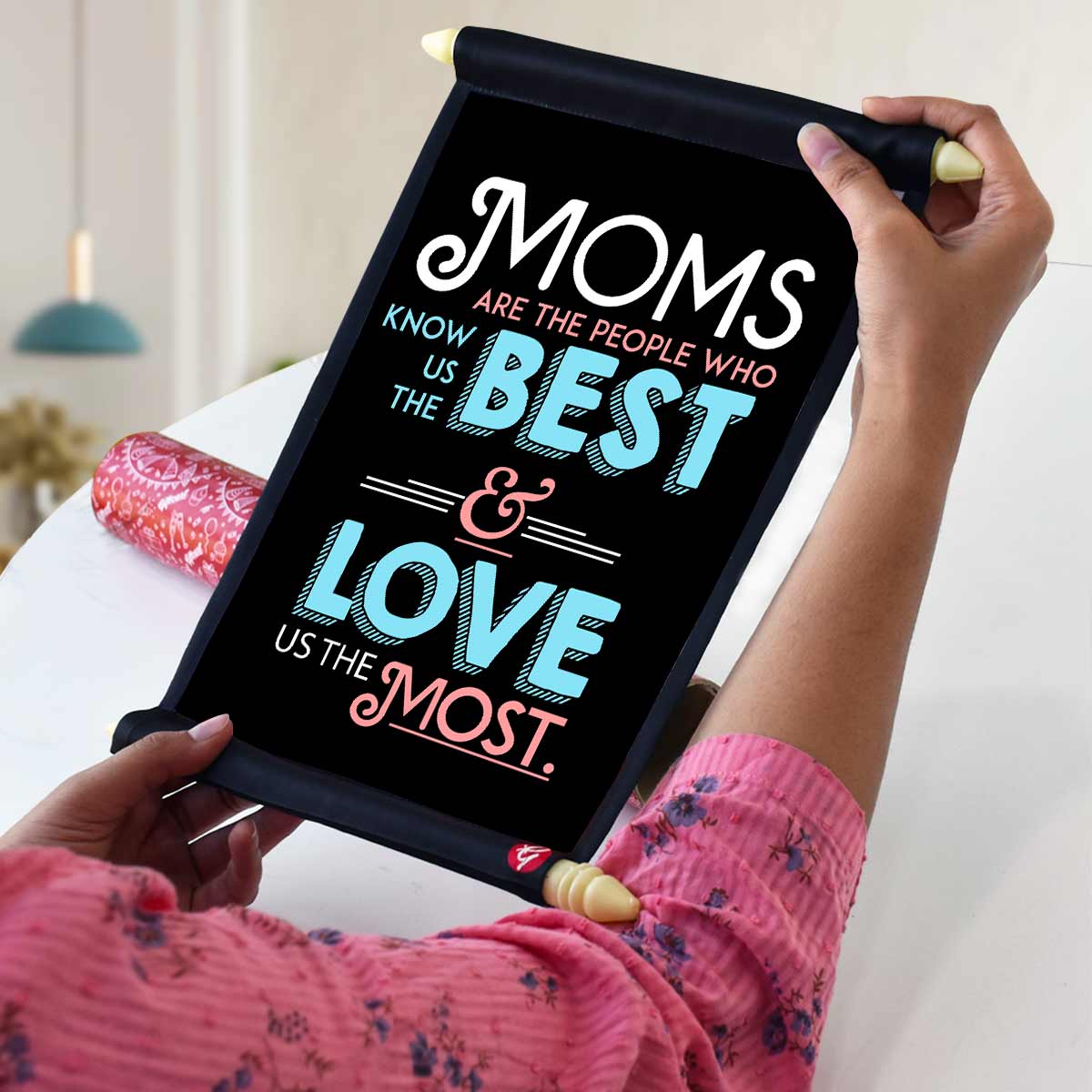 Moms are Best & Love Scroll-8