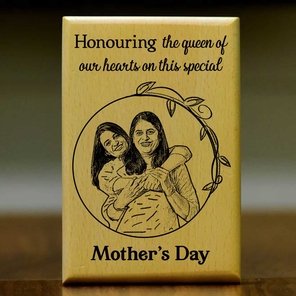 Customized Engraved Wooden Photo Frame For Mother's Day