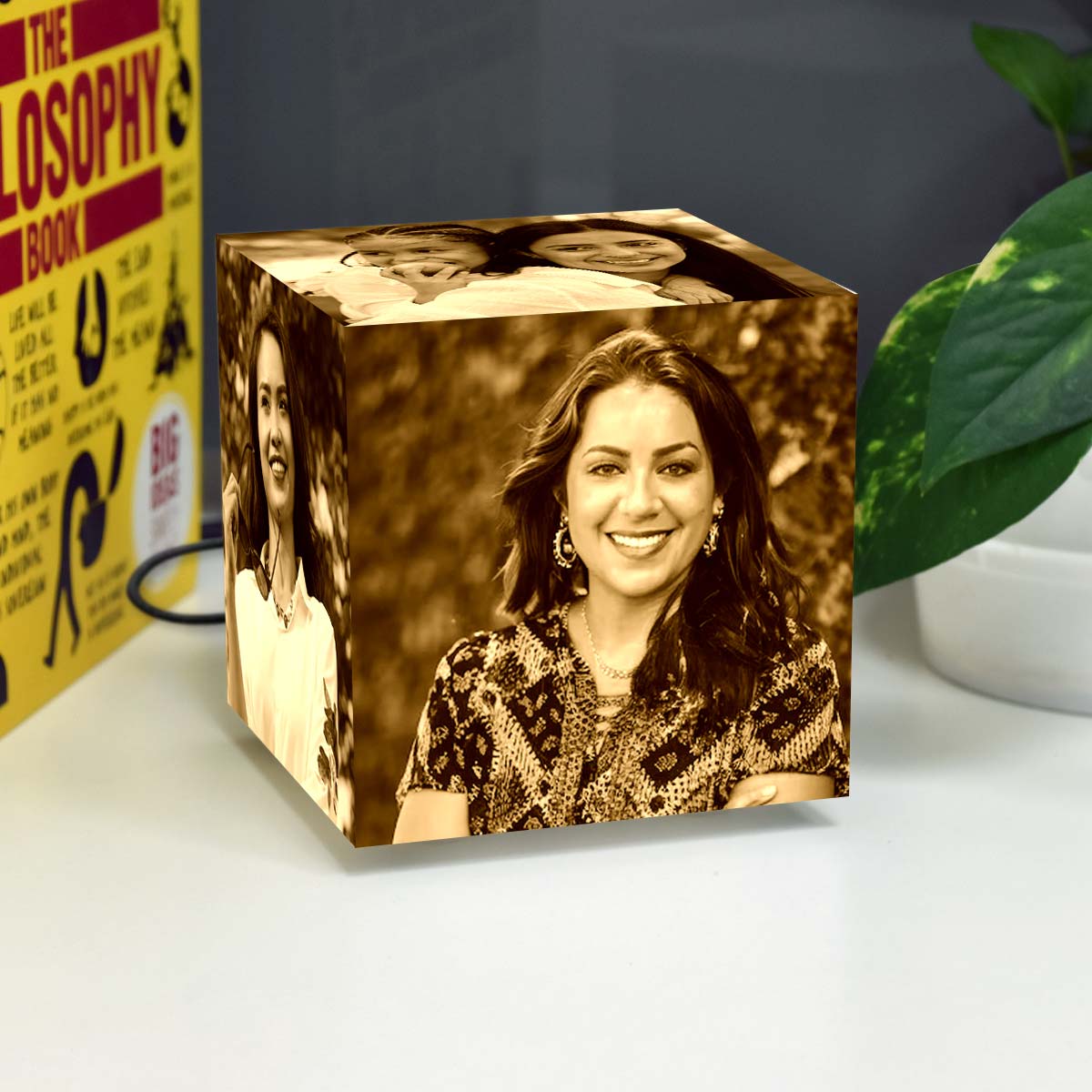 Customized Photo Cube Lamp With Wooden Base For Mother's Day