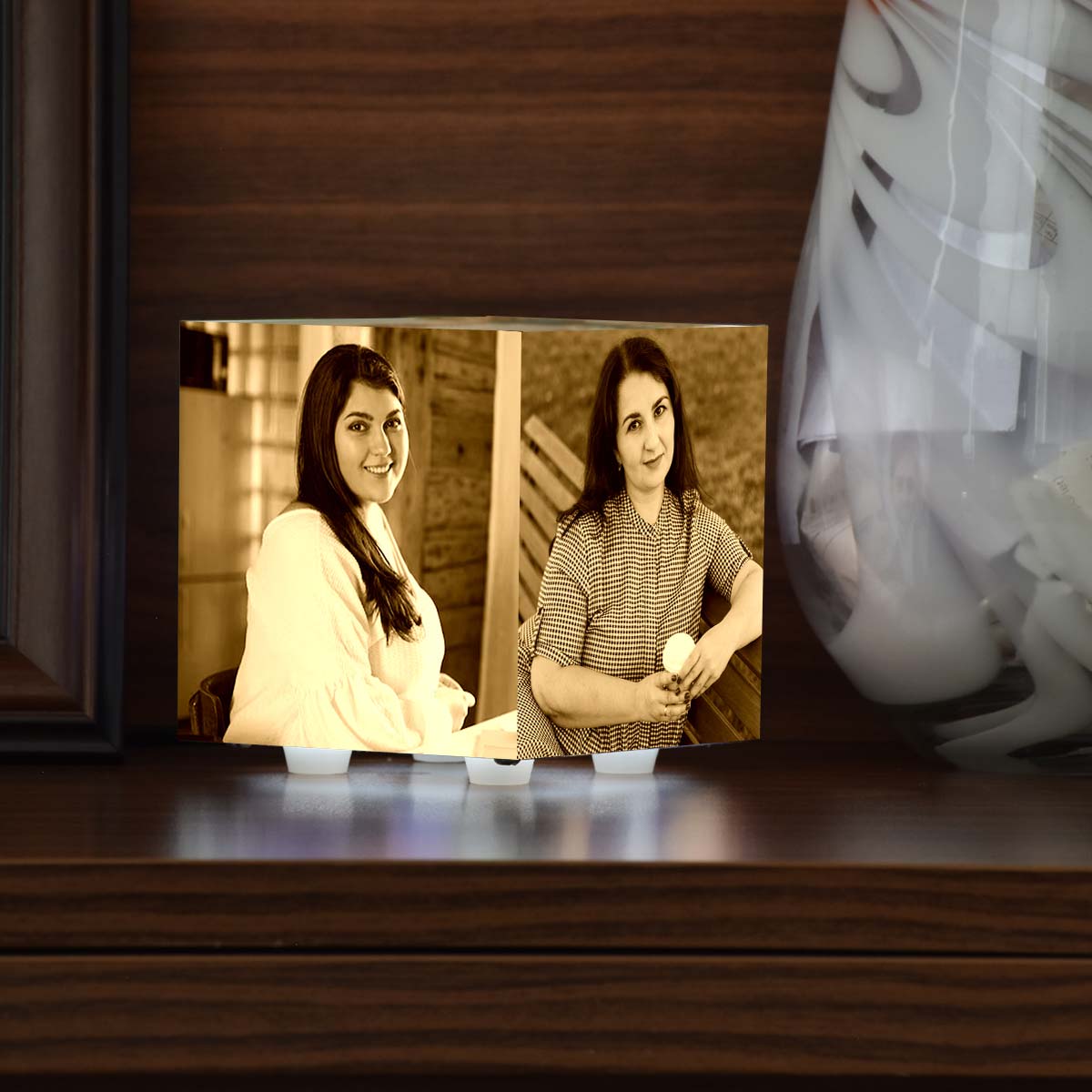 Customized Photo Cube Lamp With Wooden Base For Mother's Day