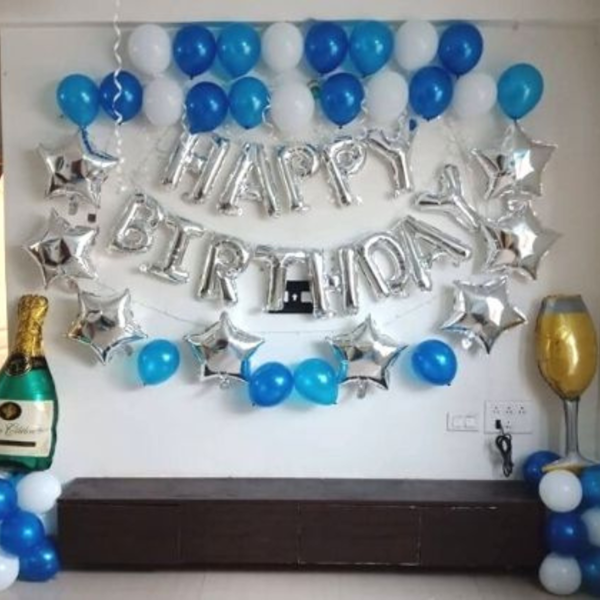 Blue Themed Birthday Décor