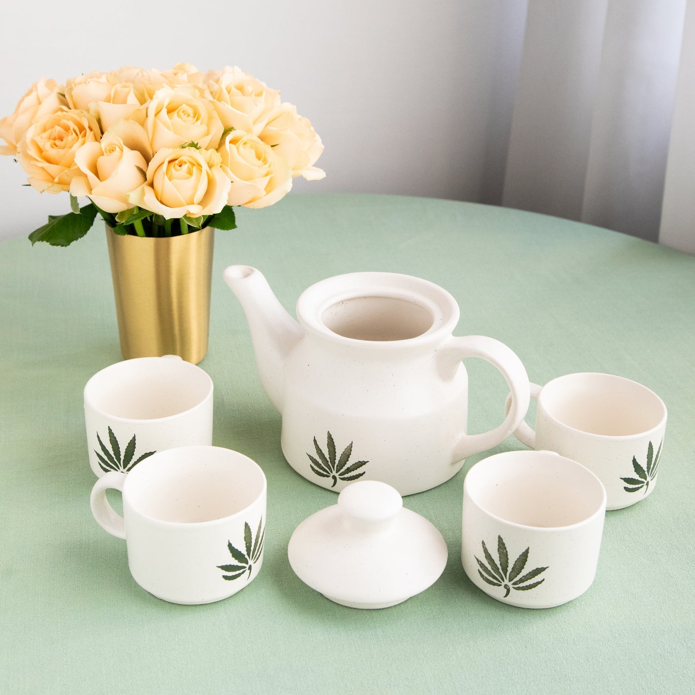 Ceramic Morning Tea Kettle With 6 Piece Cups Set - Matte White