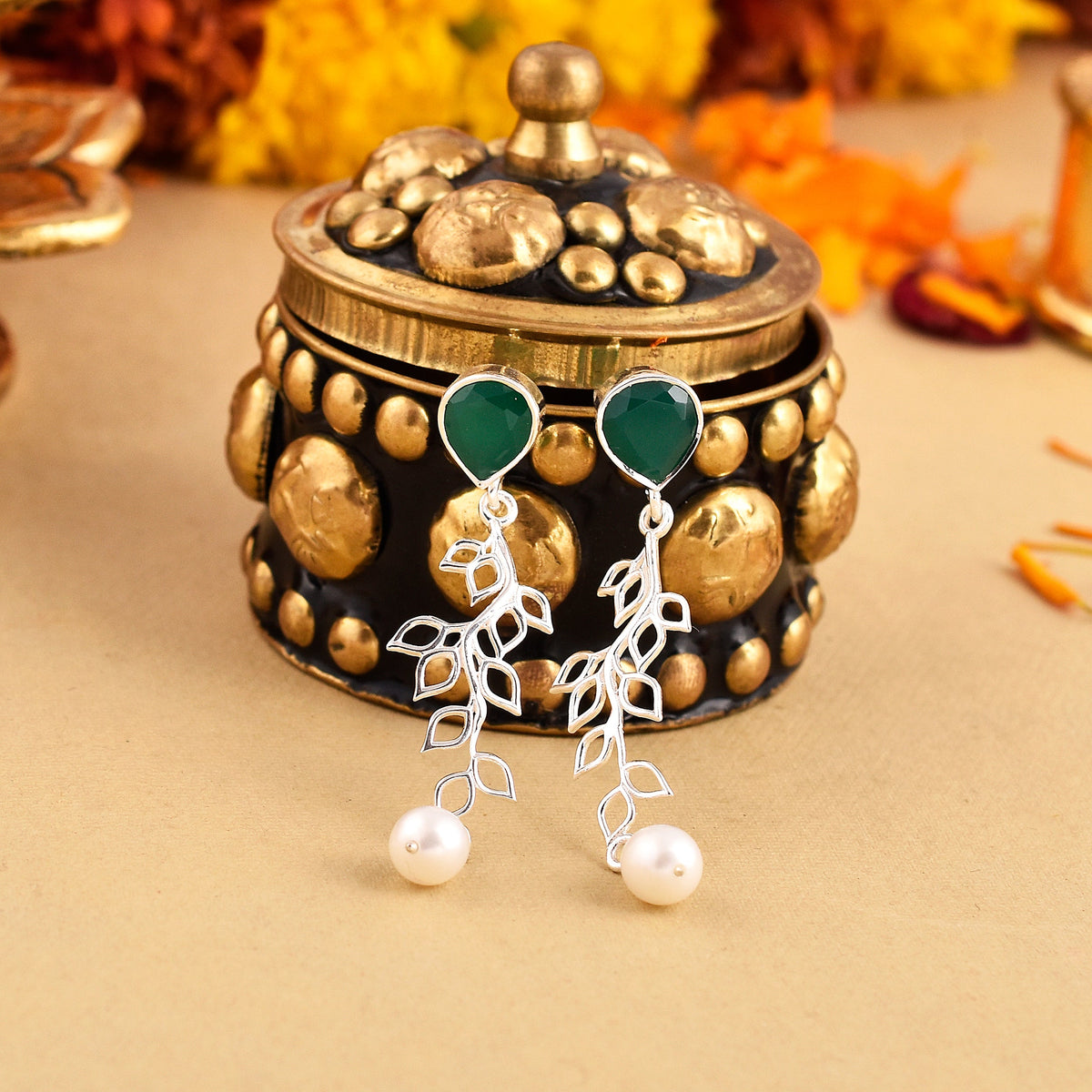 925 Silver Green Foliage Dangling Earrings-1