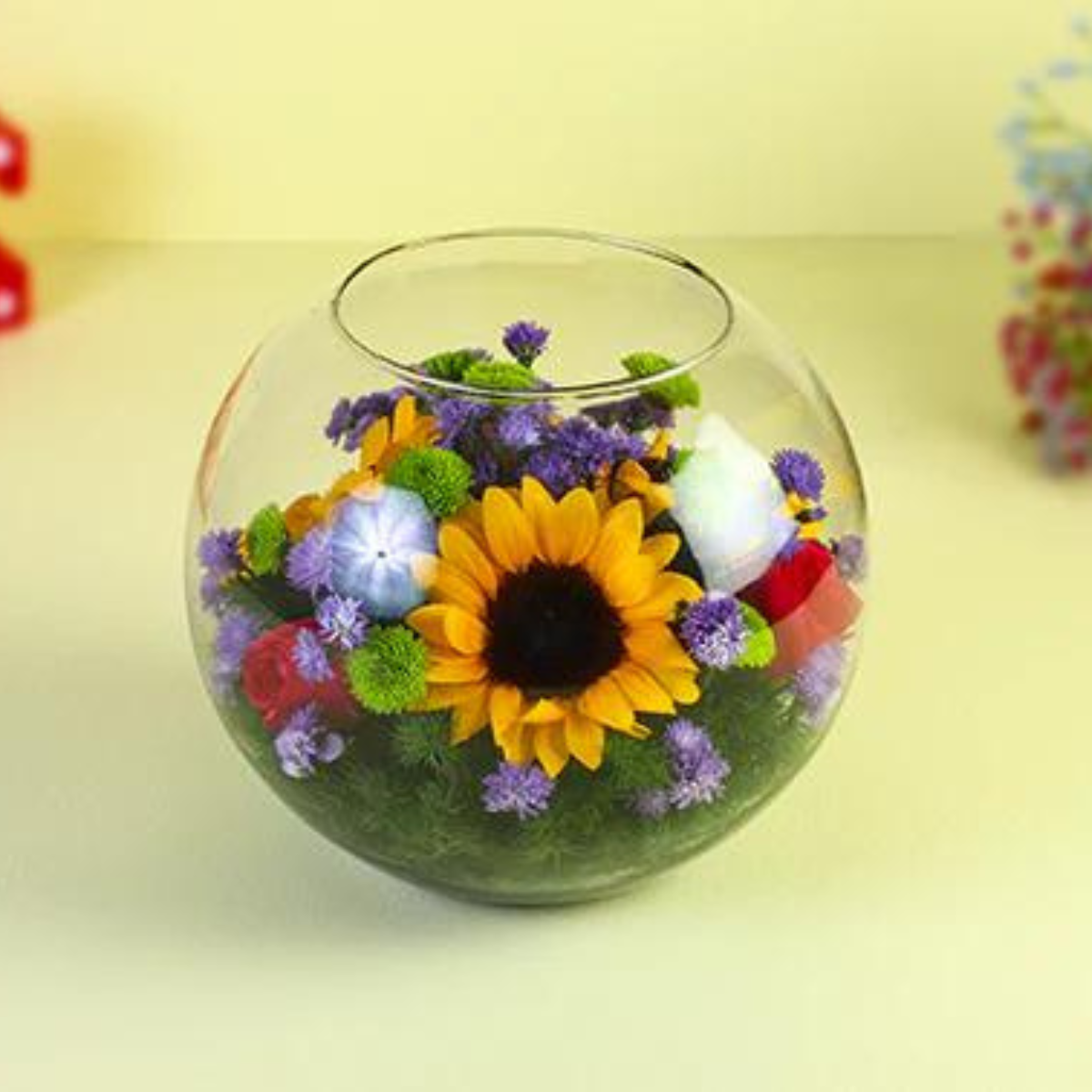 Roses and Sun Flower in Fishbowl Vase