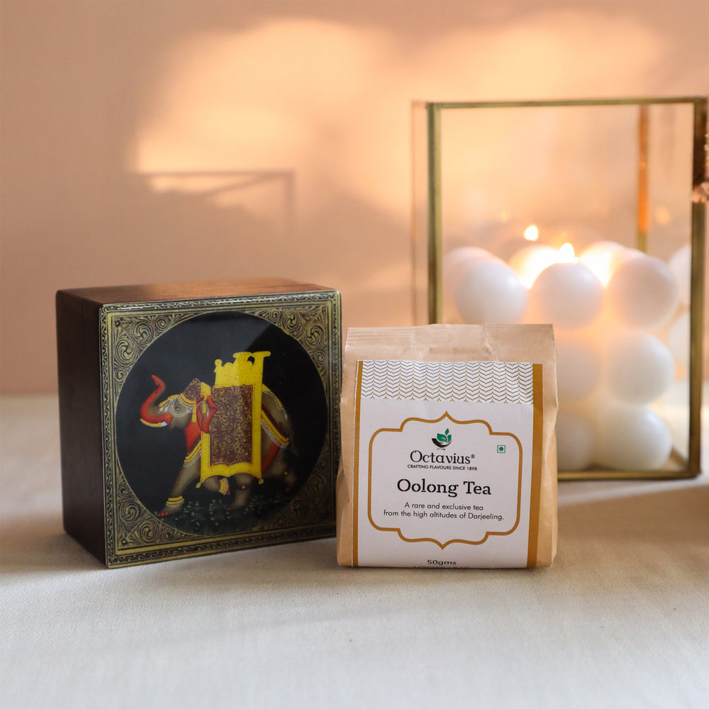 Darjeeling Oolong Tea in Handcrafted Wooden Box-1