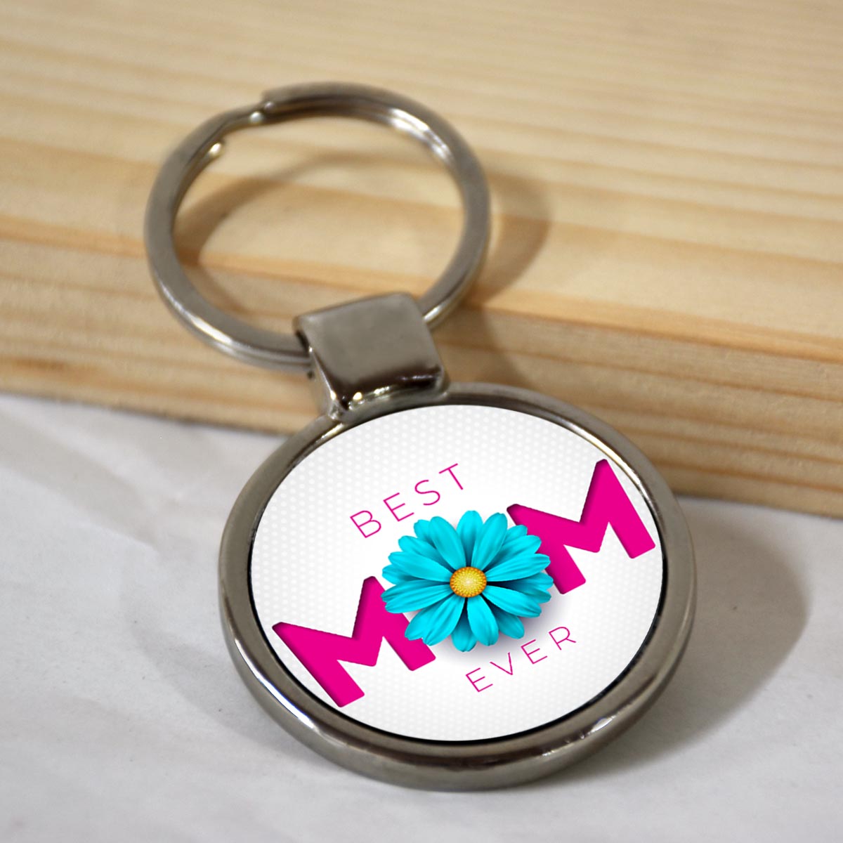Best Mom Ever Metal Keychain Gift For Mother's Day 1