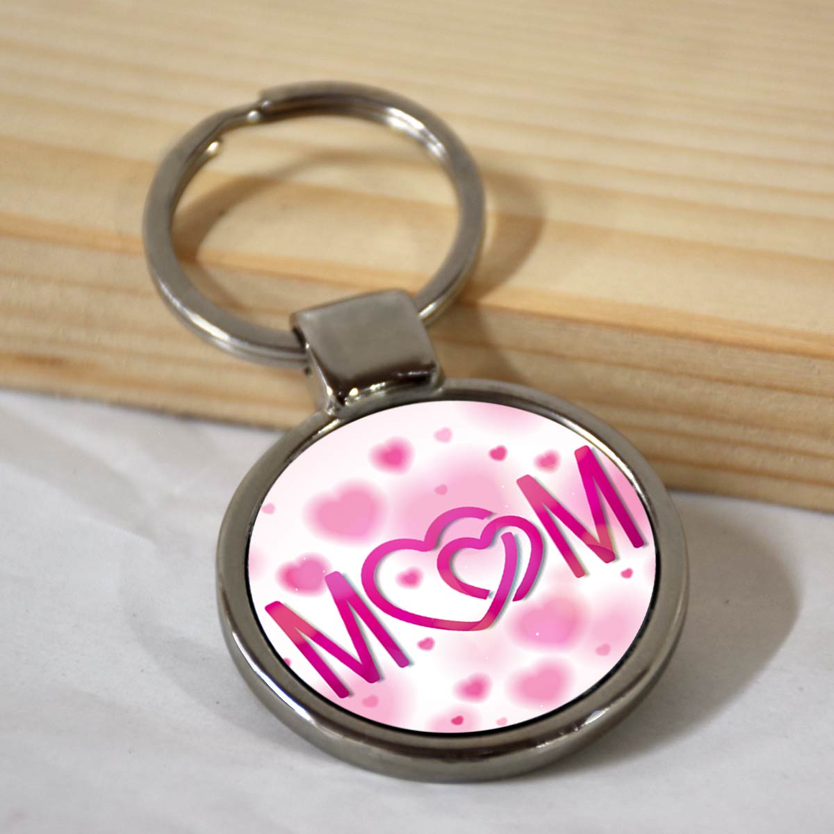 Mom Round Metal Keychain Gift For Mother's Day-1