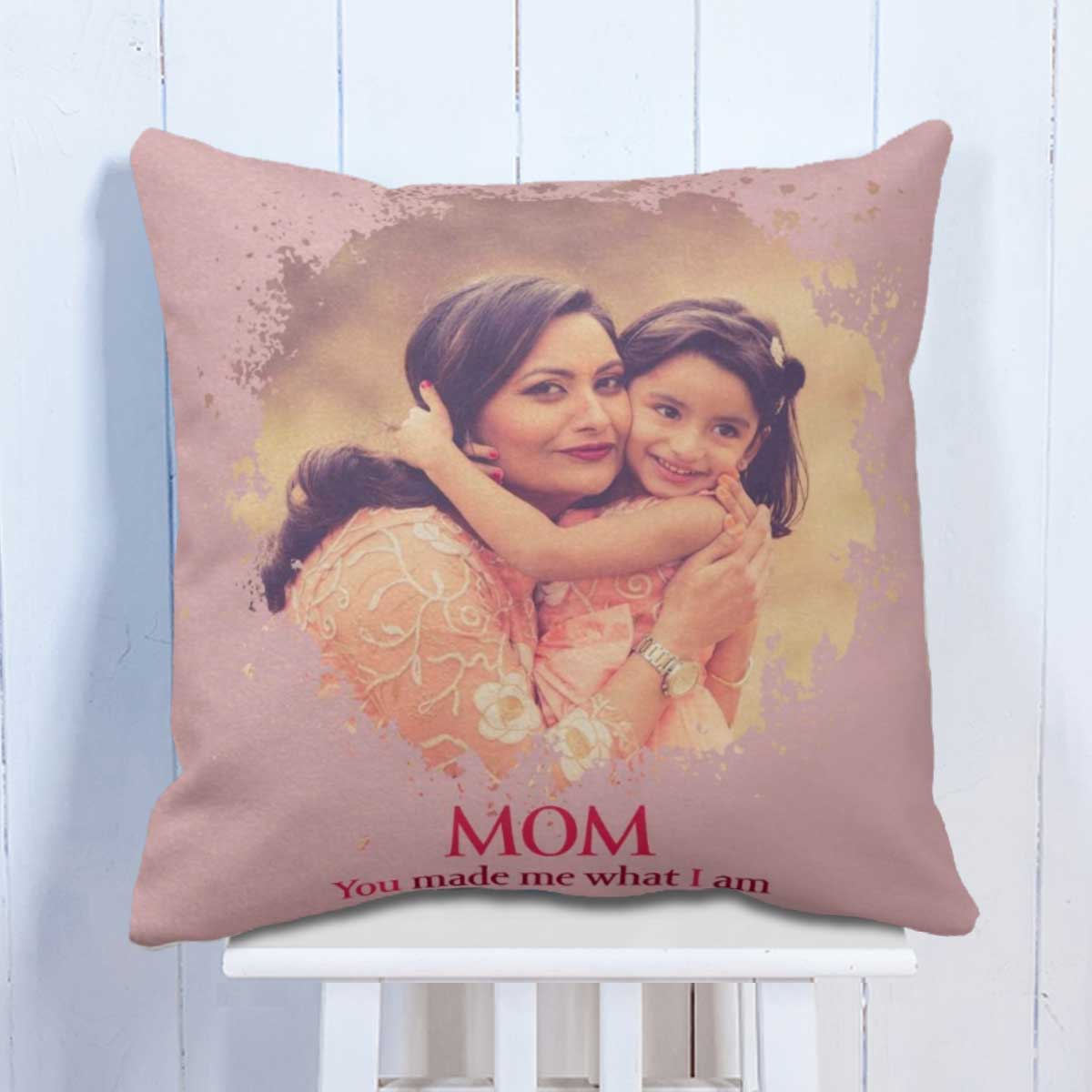 Customized Mom You Made Me Cushion Gift for Mother 5