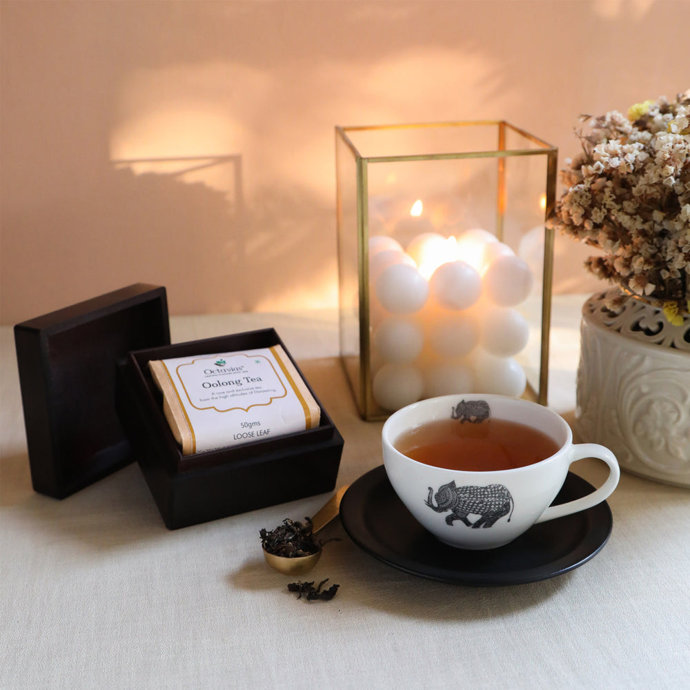 Darjeeling Oolong Tea in Handcrafted Wooden Box-2