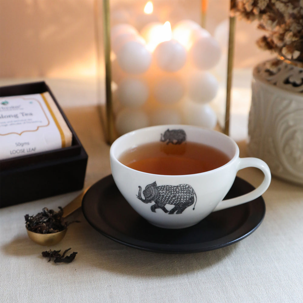 Darjeeling Oolong Tea in Handcrafted Wooden Box