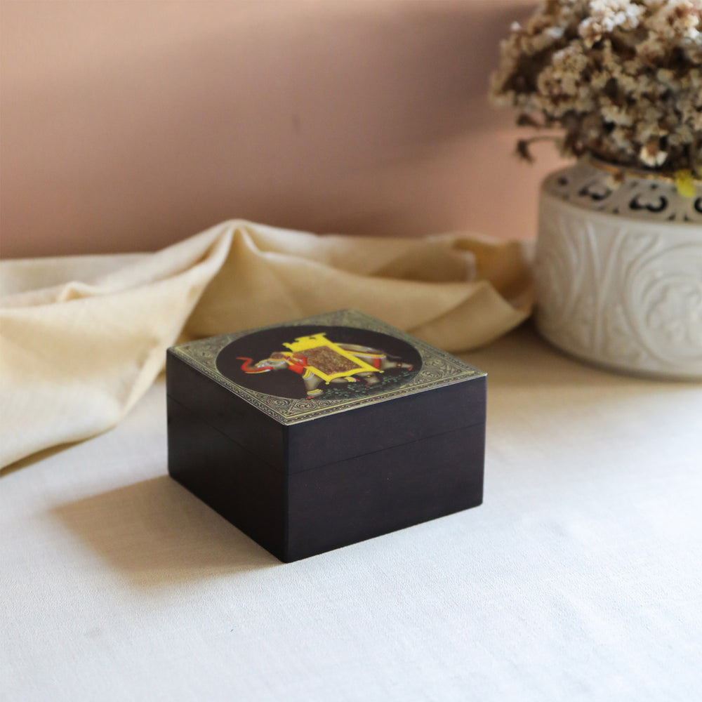 Darjeeling Oolong Tea in Handcrafted Wooden Box-4