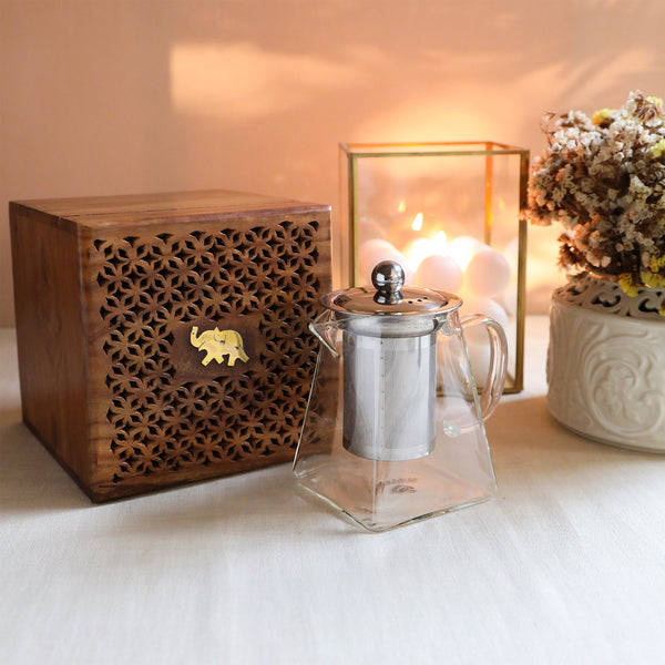 Pyramid Shape Borosilicate Glass Teapot in Sesham Wood Box - 720 ML-2