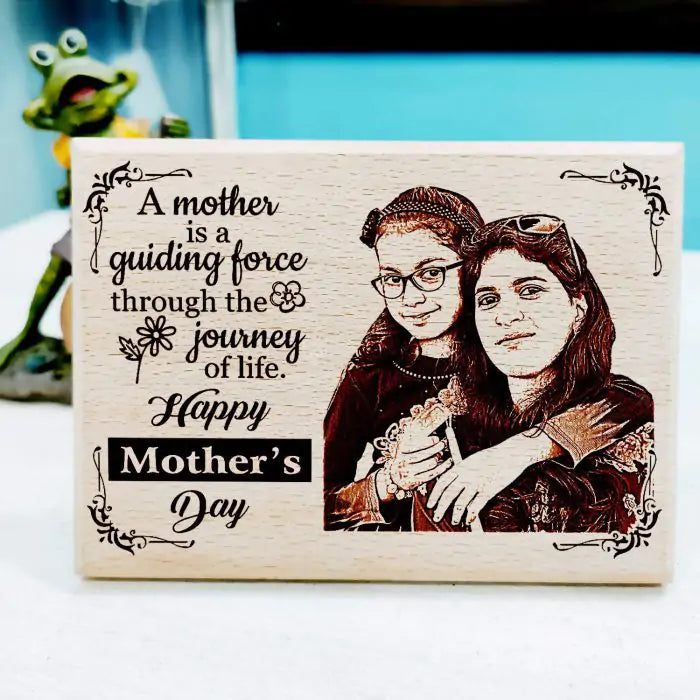 Personalized Quoted Engraved Wooden Photo Frame for Mother's Day