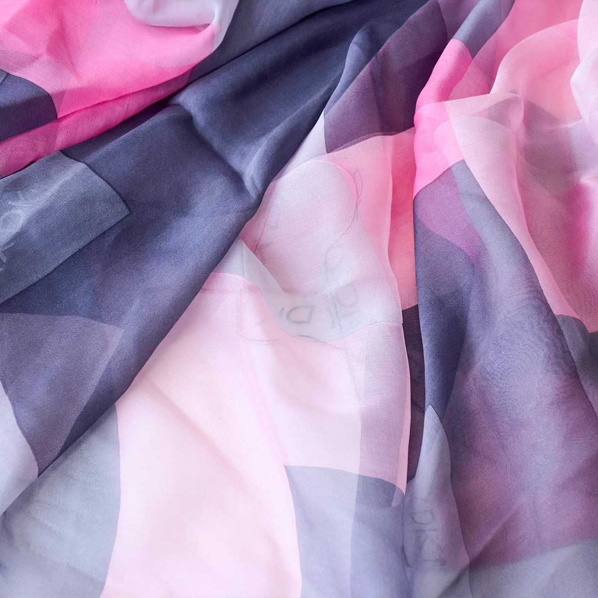 Elegant Pink & Grey Chiffon Stole – Lightweight Dual-Tone Stole