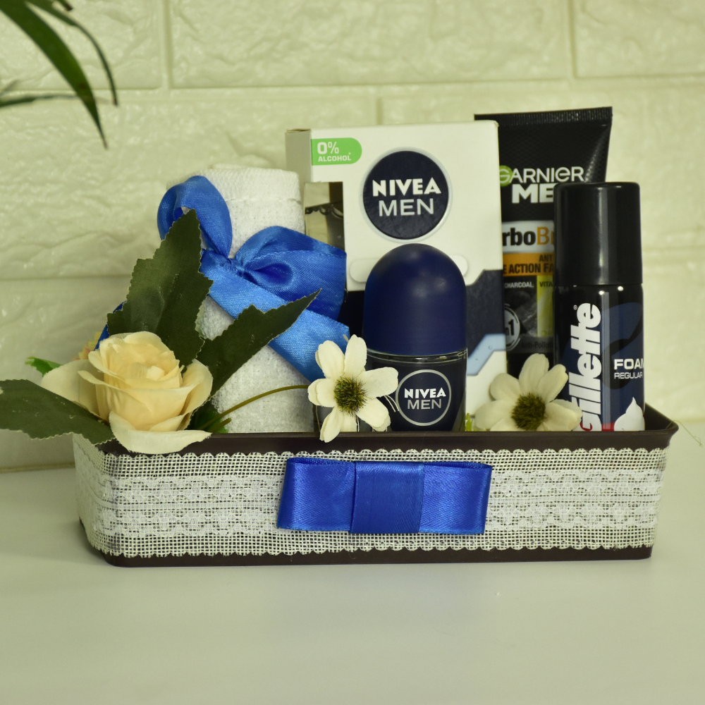 Men’s Personal Care Hamper – A Thoughtful Grooming Gift