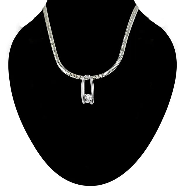 Real Diamond & Sterling Silver Pendant with 45 cm (18) Chain