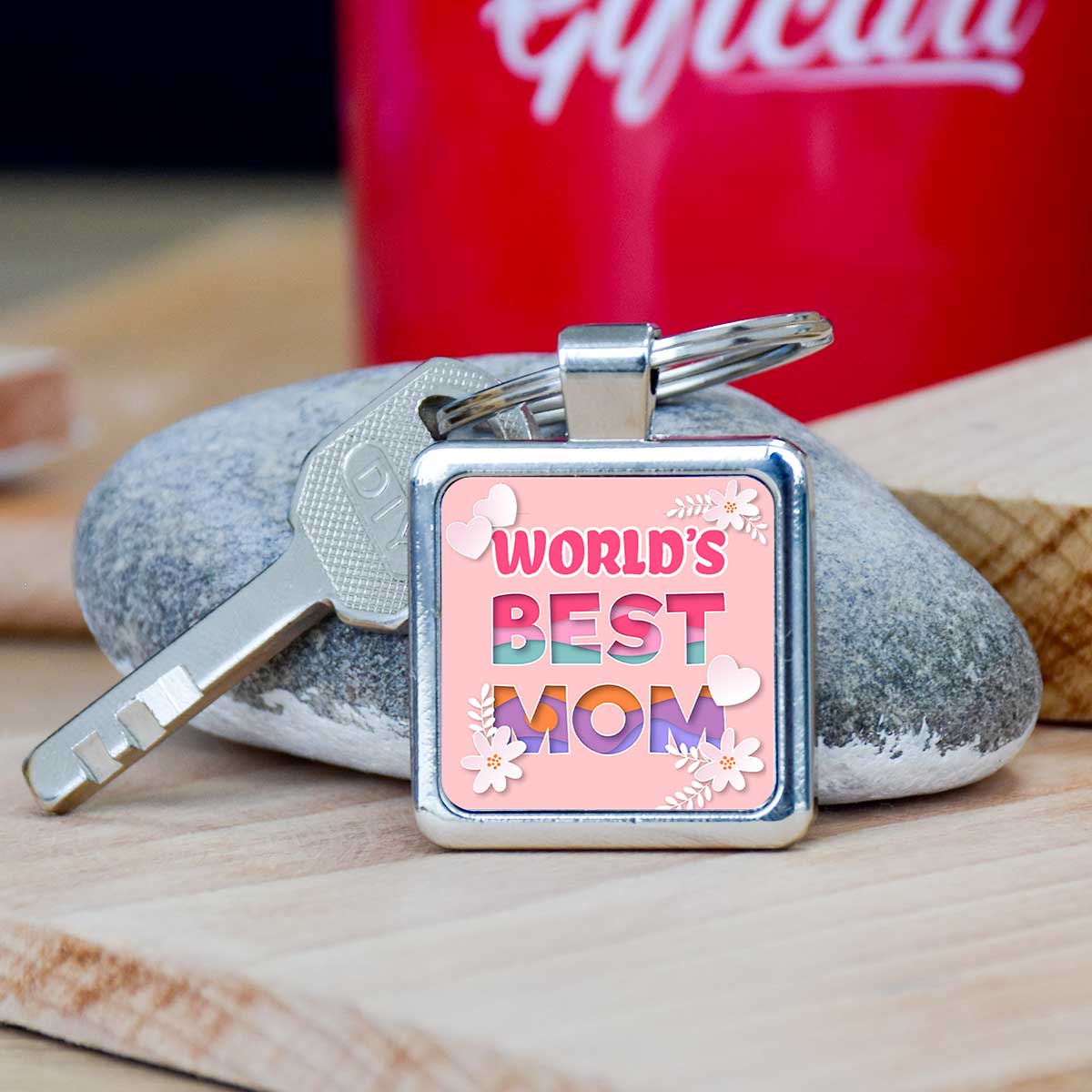 World's Best Mom Square Metal Keychain Gift For Mother's Day