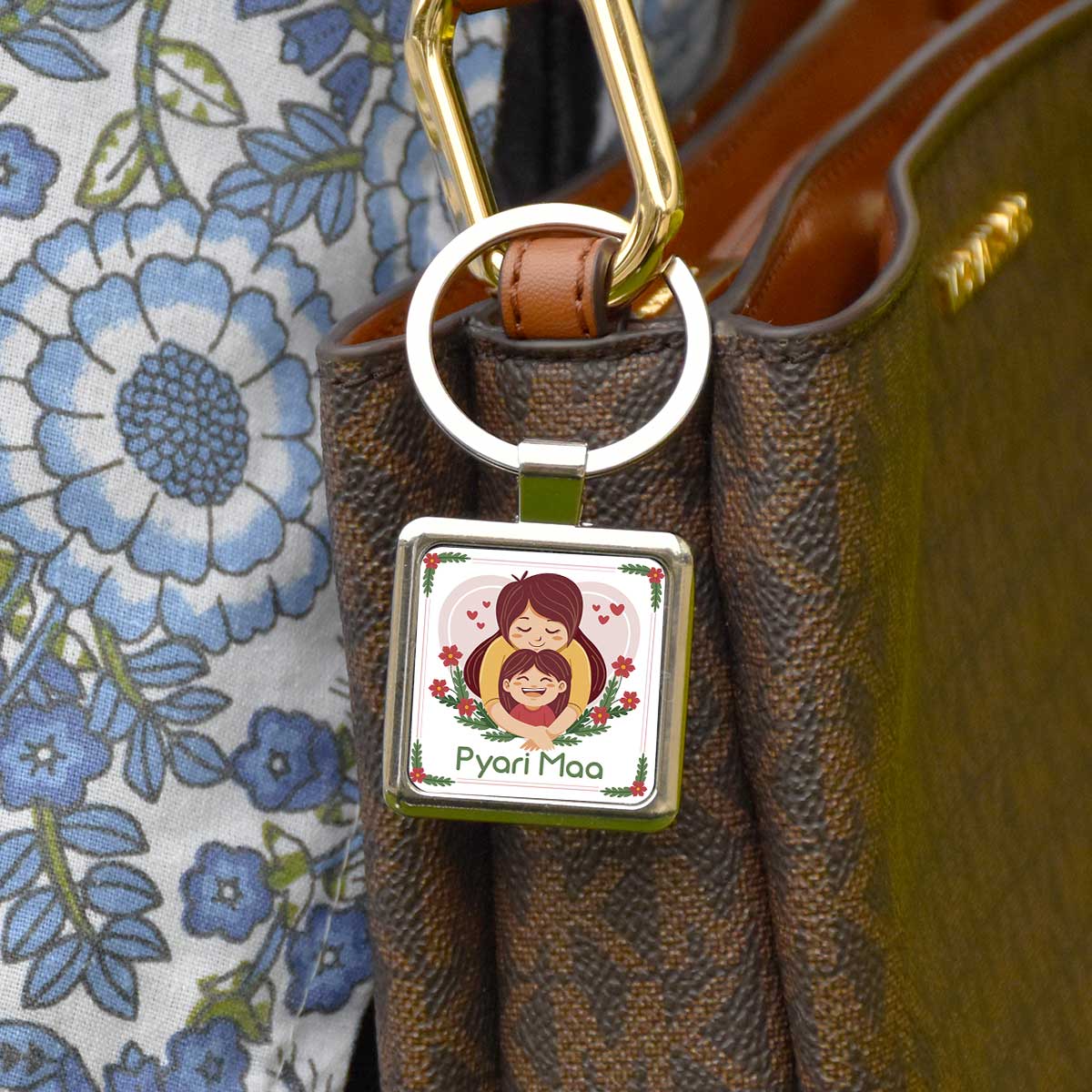 Pyari Maa Metal Keychain Gift For Mother's Day