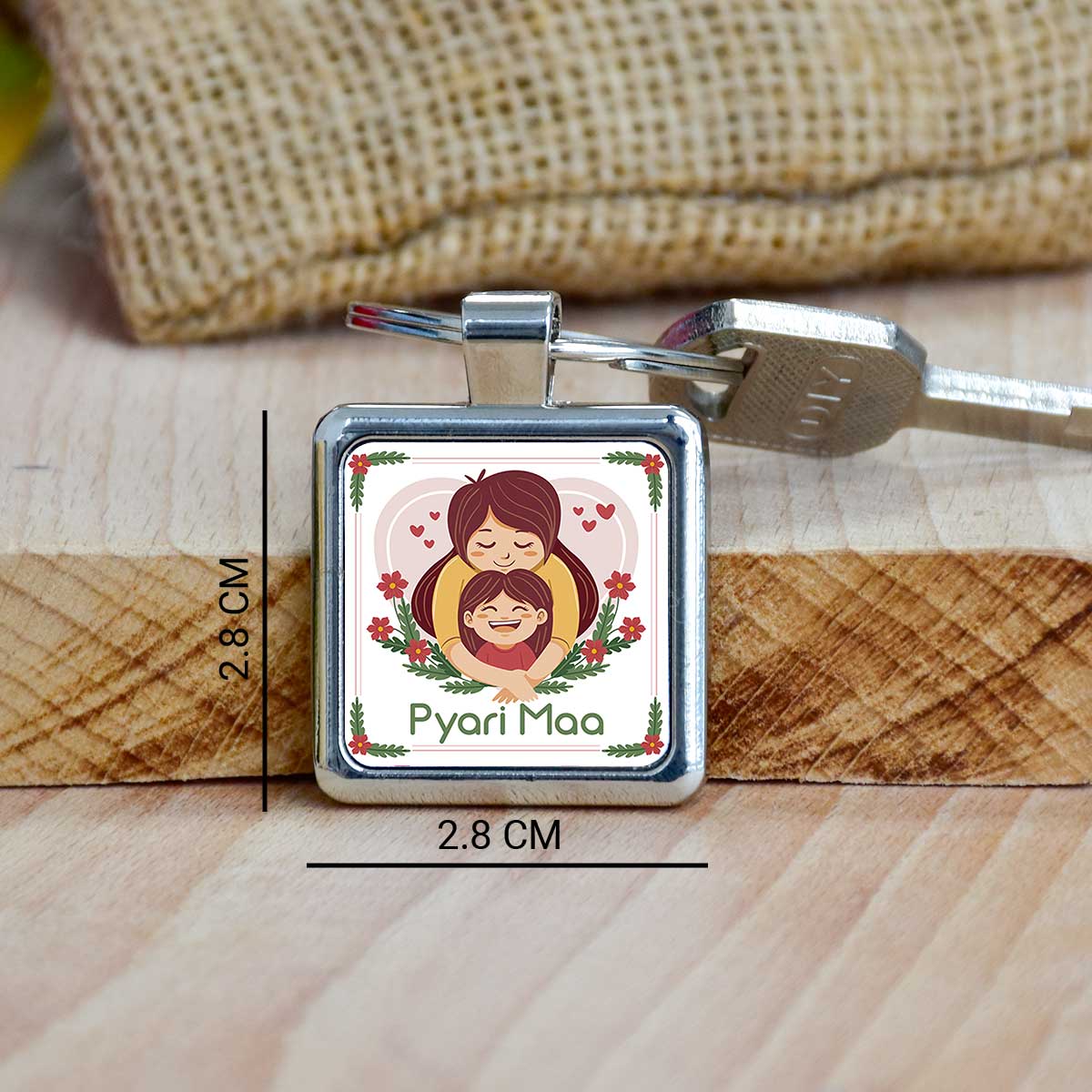 Pyari Maa Metal Keychain Gift For Mother's Day