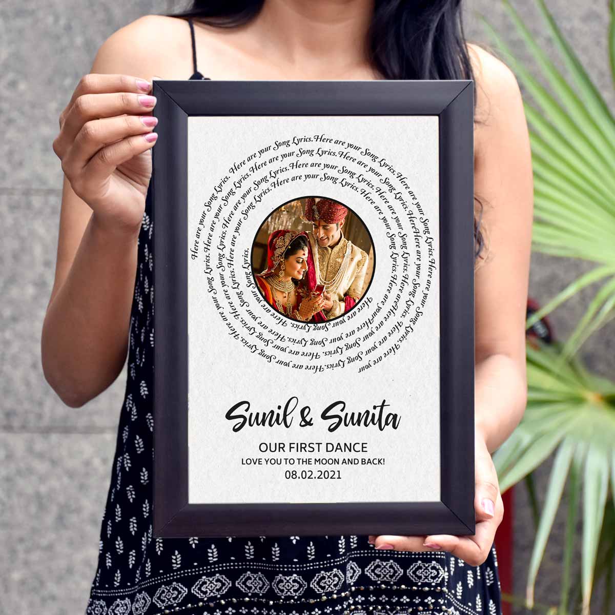 Personalised Spiral Song Lyrics Photo Frame – Special Moments