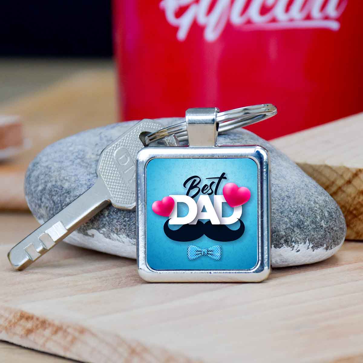 Best Dad Metal Keychain