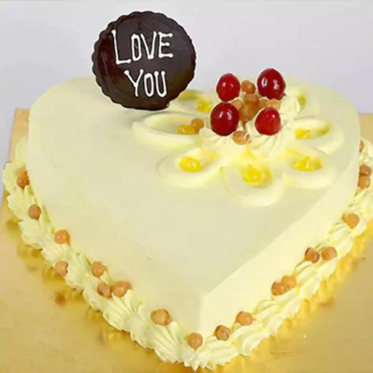 Heart Shaped Butterscotch Cake-1