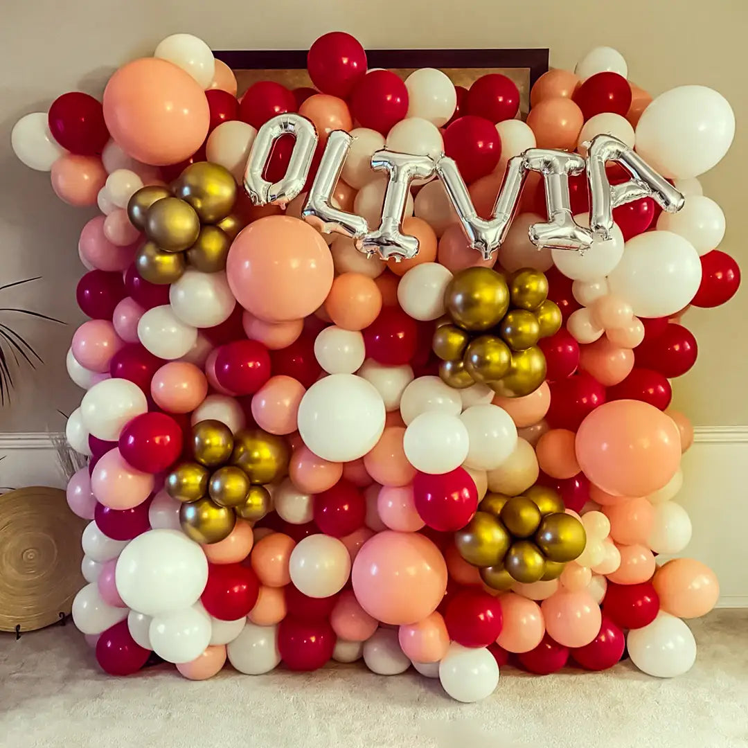 Glimmering Gold Balloon Decor