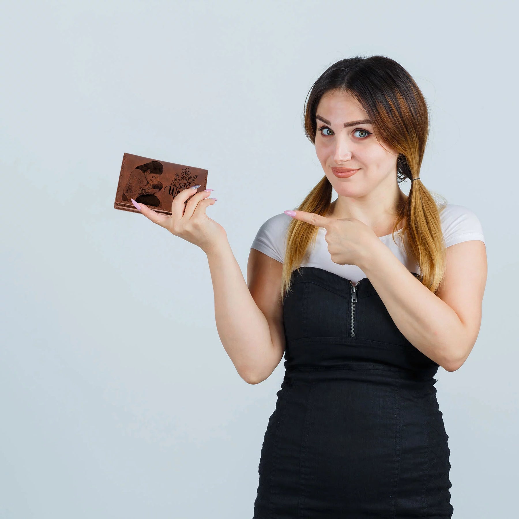 Personalized Vegan Leather Photo Wallet For Women's Day (Brown)