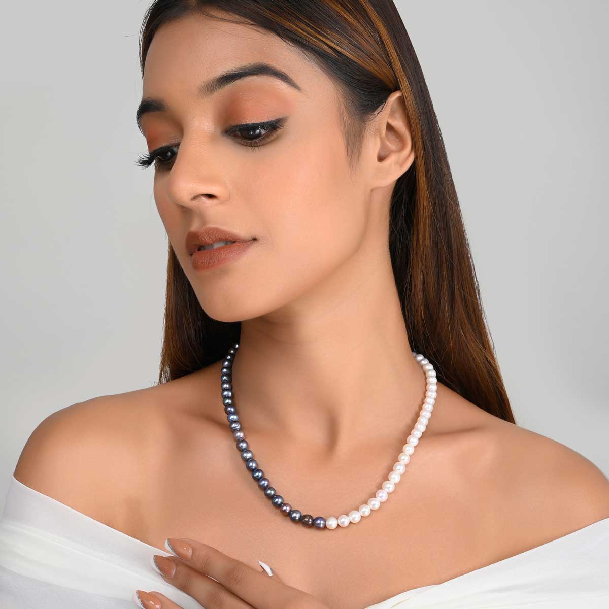 Designer Pearl Necklace With Smooth Beads