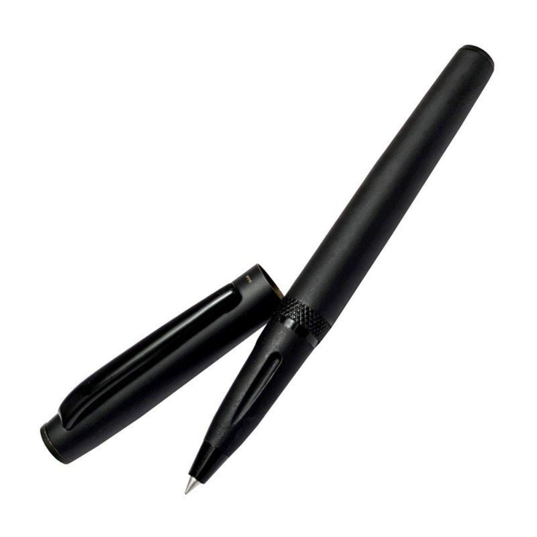 Black magnetic pen
