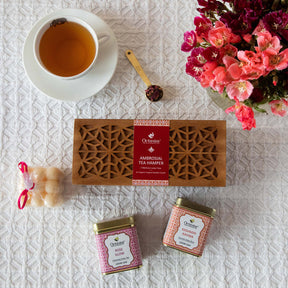 Ambrosial Tea Hamper (2 Wellness Teas & Organic Bubble candle)