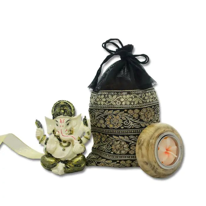 Wooden Candle & Ganesha Giftset
