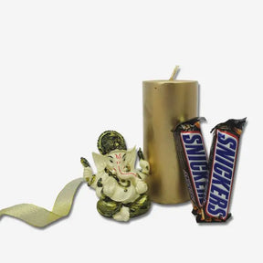 Snickers Candle And Ganesha Giftset-1