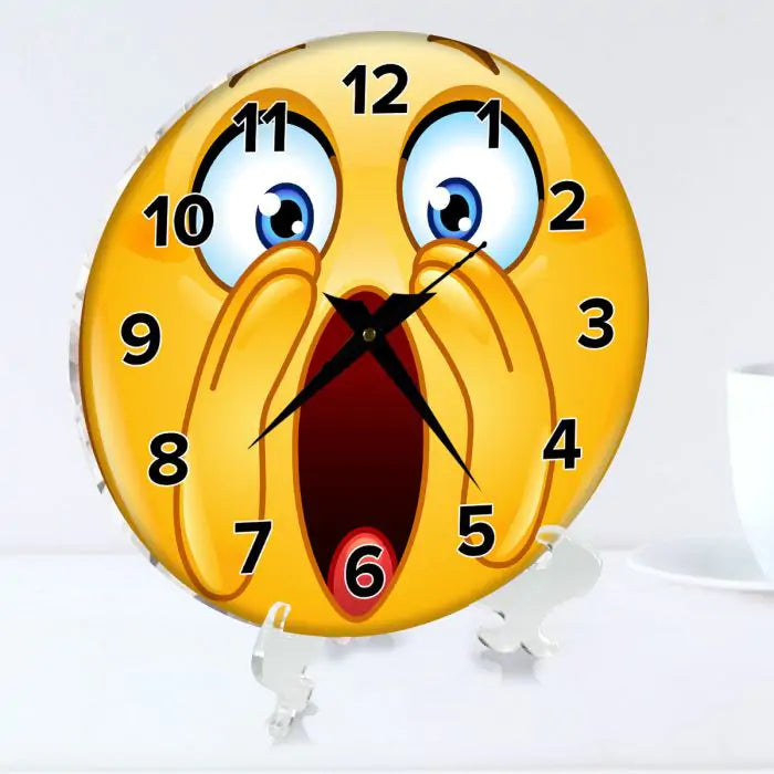 Smiley Scream Clock