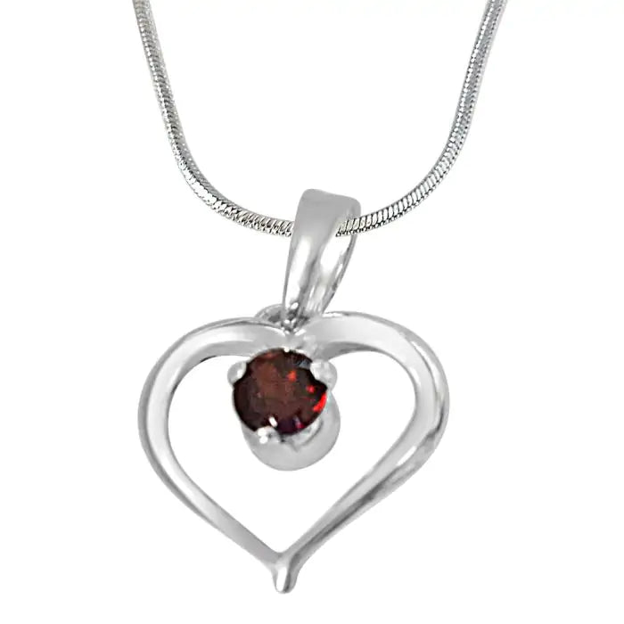 Surat Diamonds Memories of My Life Heart Shaped Red Garnet & Sterling Silver Pendant with 18 Silver Finished Chain
