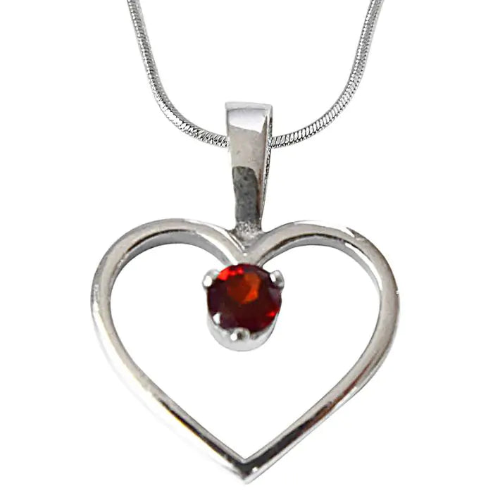 Surat Diamonds Heart Shaped Red Round Garnet in 925 Sterling Silver Pendant with 18 IN Silver Finished Chain SDP503