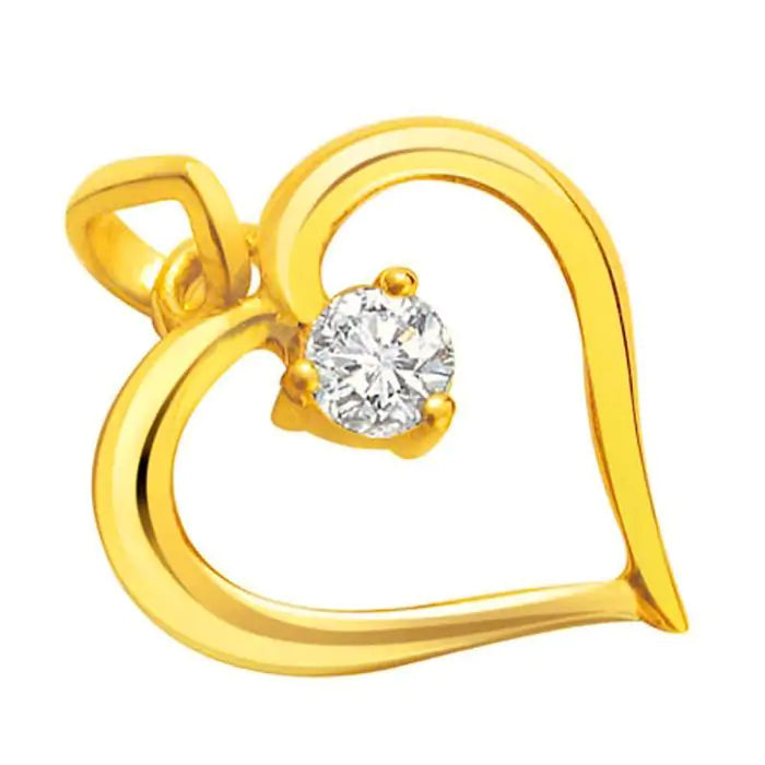 Surat Diamonds Princess Charm - Single Diamond Set in 18kt Heart Pendant